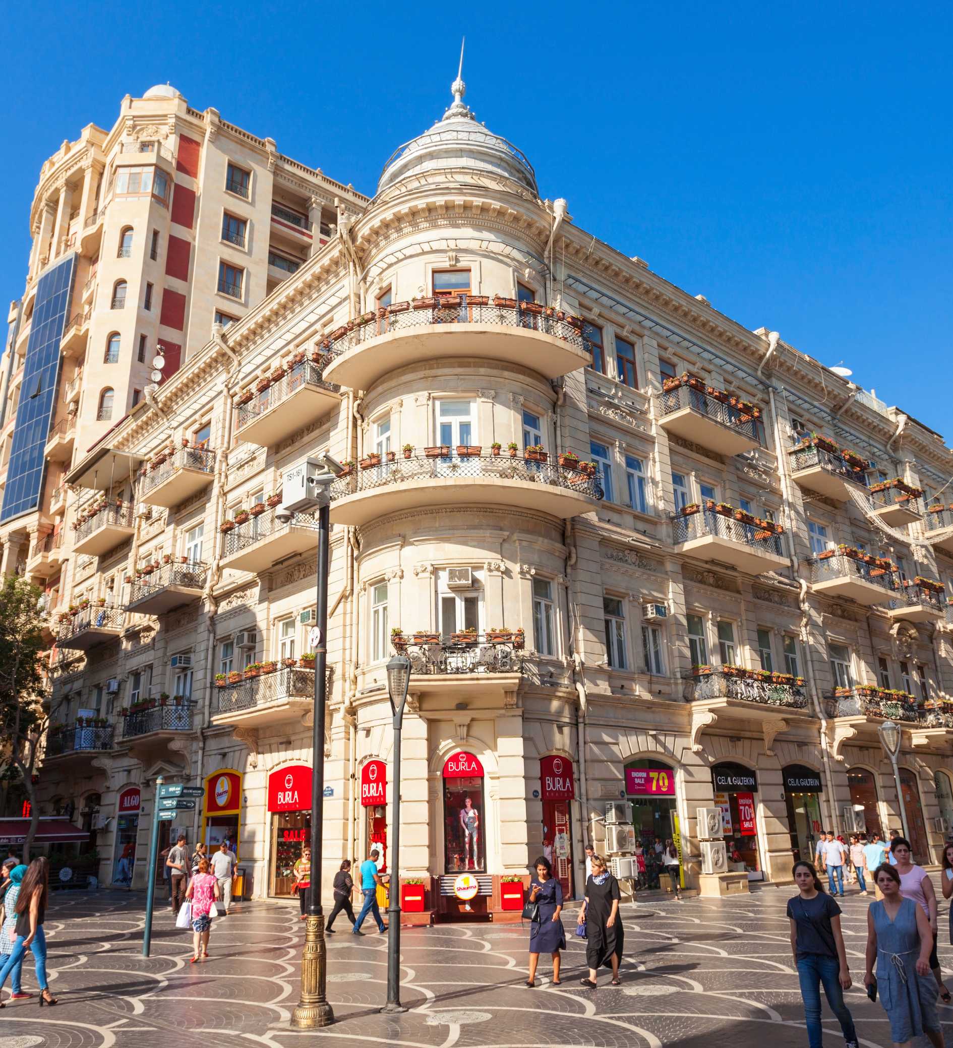 listing-details-carousel